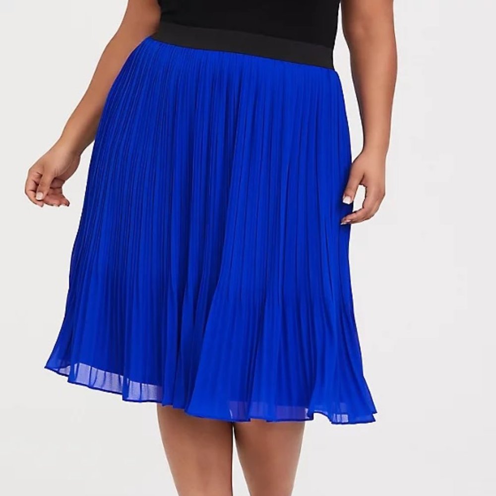 Torrid Blue Pleated Elastic Waist Midi Skirt Sz 2